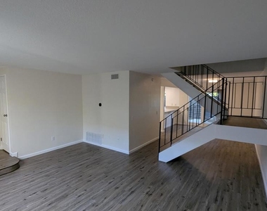 2260 N Indian Canyon Drive - Photo Thumbnail 1