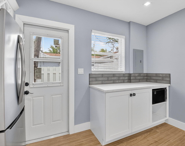 341 Se 3rd Avenue - Photo Thumbnail 10