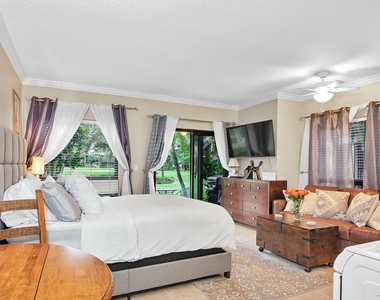 13334 Polo Club Road - Photo Thumbnail 1