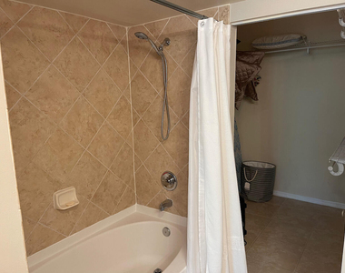600 S Dixie Highway - Photo Thumbnail 14