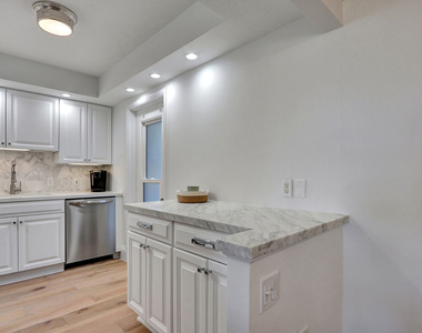 225 S Beach Road - Photo Thumbnail 12