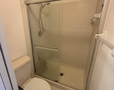 110 Se 7th St- Unit 5 Bldg 110 - Photo Thumbnail 12