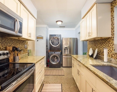 145 Se 3rd Avenue - Photo Thumbnail 8