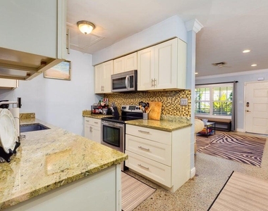 145 Se 3rd Avenue - Photo Thumbnail 6