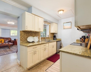 145 Se 3rd Avenue - Photo Thumbnail 7