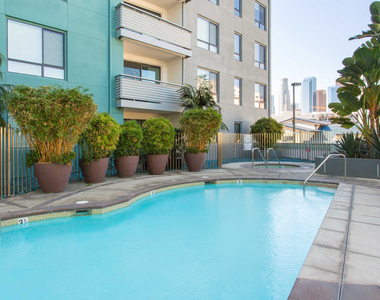 375 East 2nd Street - Photo Thumbnail 12
