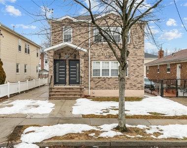 24533 147th Road - Photo Thumbnail 13
