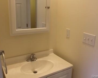 209 S Division Street - Photo Thumbnail 8