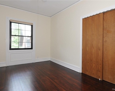 136 Harriman Road - Photo Thumbnail 15