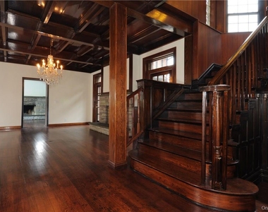 136 Harriman Road - Photo Thumbnail 2