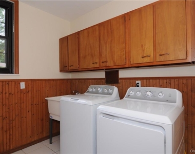 136 Harriman Road - Photo Thumbnail 11