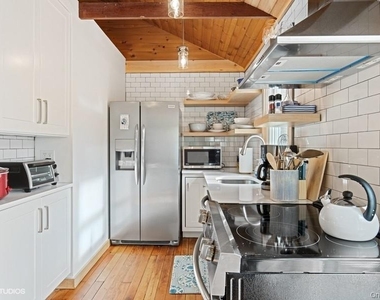 24 Cliff Way - Photo Thumbnail 9