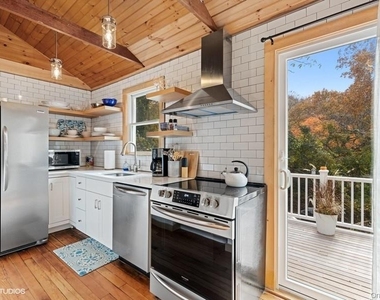 24 Cliff Way - Photo Thumbnail 10