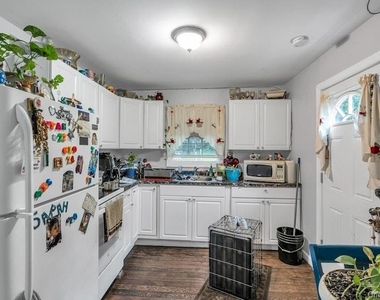 13 Carr Lane - Photo Thumbnail 8