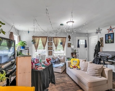 13 Carr Lane - Photo Thumbnail 7