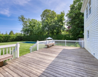 39595 Main Road - Photo Thumbnail 1