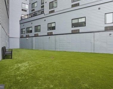 6515 Ridge Avenue - Photo Thumbnail 16
