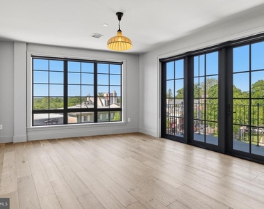 8623 Germantown Unit 204 Avenue - Photo Thumbnail 25