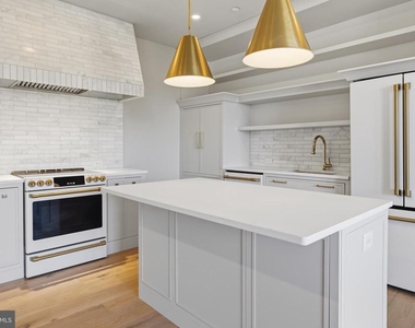 8623 Germantown Unit 204 Avenue - Photo Thumbnail 7