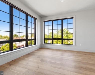 8623 Germantown Unit 204 Avenue - Photo Thumbnail 18