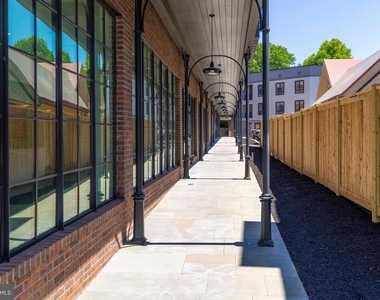 8623 Germantown Unit 204 Avenue - Photo Thumbnail 2