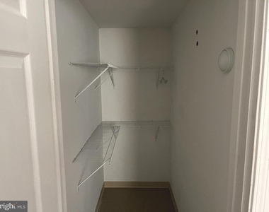 805 W Atlantic Avenue - Photo Thumbnail 4