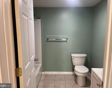 805 W Atlantic Avenue - Photo Thumbnail 3