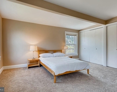 1435 Bolton Street - Photo Thumbnail 33