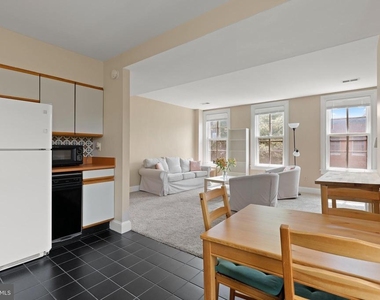 1435 Bolton Street - Photo Thumbnail 28