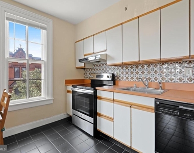 1435 Bolton Street - Photo Thumbnail 27