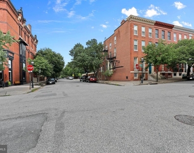 1435 Bolton Street - Photo Thumbnail 4