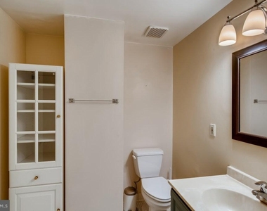 1435 Bolton Street - Photo Thumbnail 31