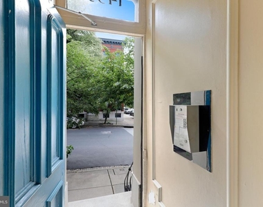 1435 Bolton Street - Photo Thumbnail 12