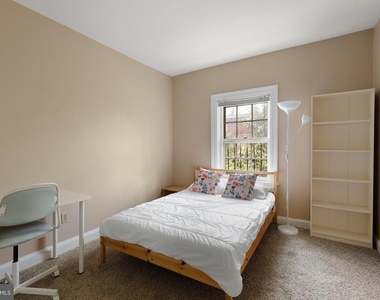 1435 Bolton Street - Photo Thumbnail 34