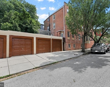 1435 Bolton Street - Photo Thumbnail 9