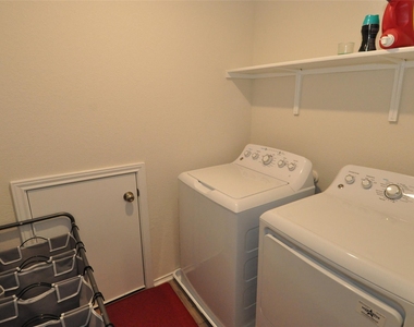 1717 T H Johnson Dr - Photo Thumbnail 21