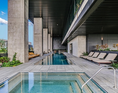 610 Davis St - Photo Thumbnail 17