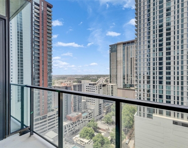 610 Davis St - Photo Thumbnail 9
