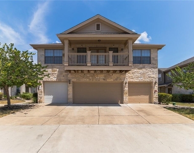 9201 Brodie Ln - Photo Thumbnail 6