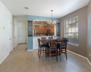 9201 Brodie Ln - Photo Thumbnail 12