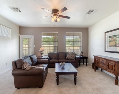 9201 Brodie Ln - Photo Thumbnail 9