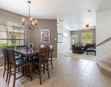 9201 Brodie Ln - Photo Thumbnail 1