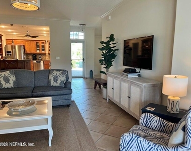 1587 Linkside Drive - Photo Thumbnail 2