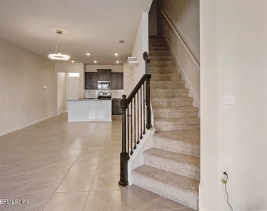 73 Java Lane - Photo Thumbnail 2