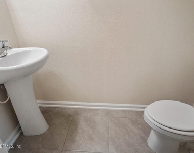 73 Java Lane - Photo Thumbnail 4