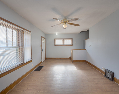 2308 Fremont Street - Photo Thumbnail 2