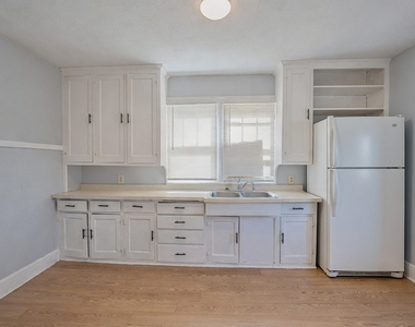 2308 Fremont Street - Photo Thumbnail 7