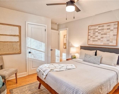 2250 Dodson Drive - Photo Thumbnail 18