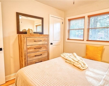 2250 Dodson Drive - Photo Thumbnail 16
