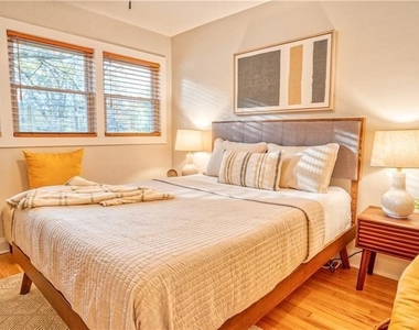 2250 Dodson Drive - Photo Thumbnail 15